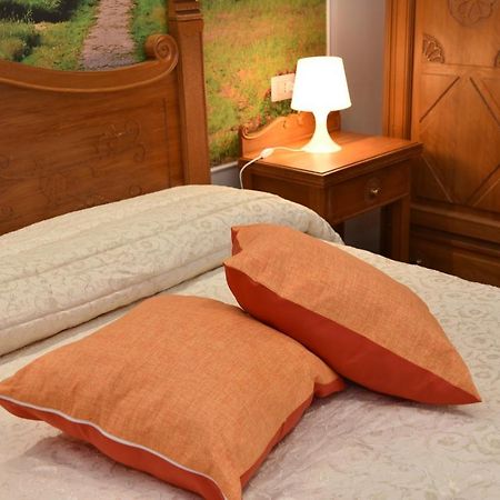 نوورو B&B Le Due Isole المظهر الخارجي الصورة