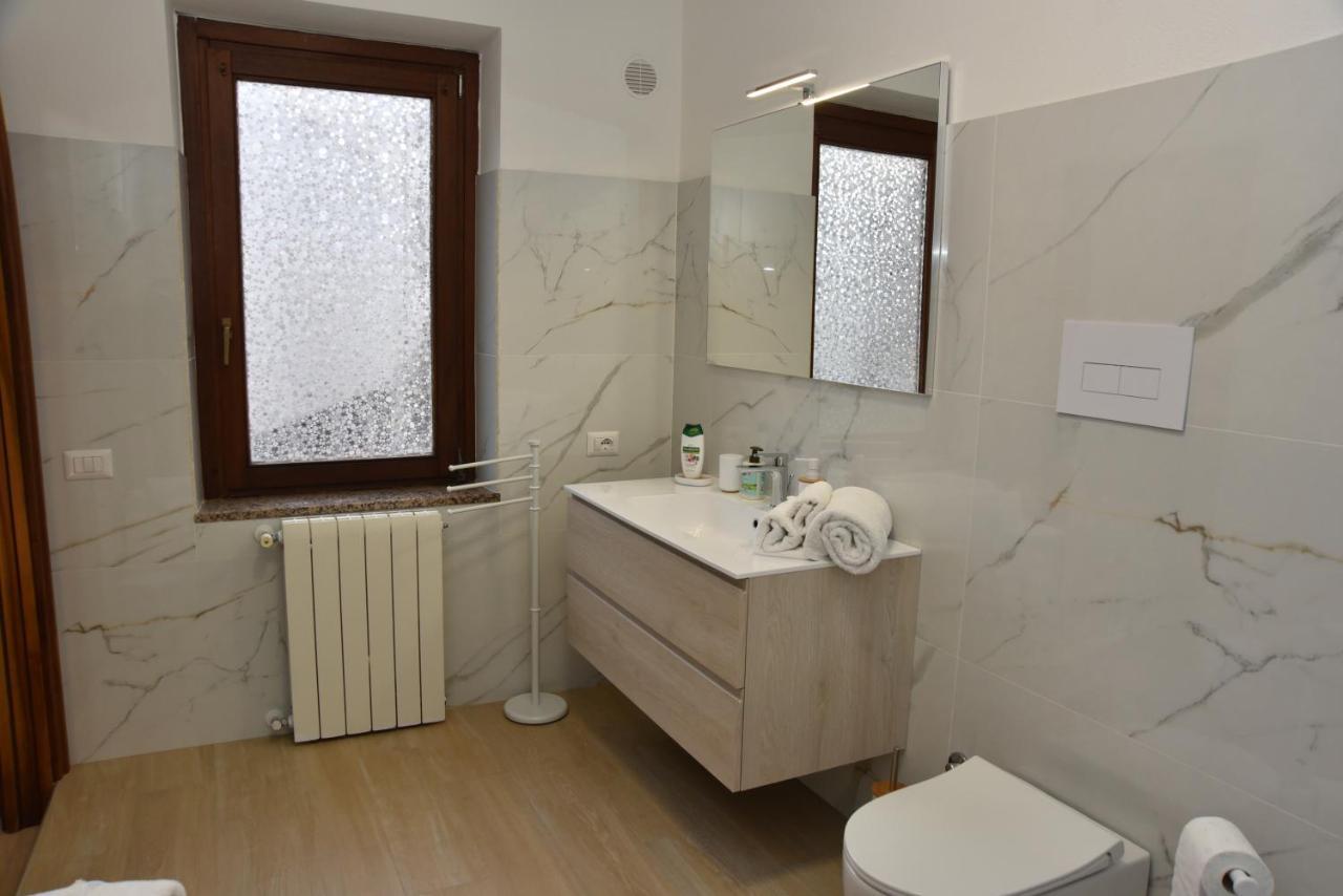 نوورو B&B Le Due Isole المظهر الخارجي الصورة