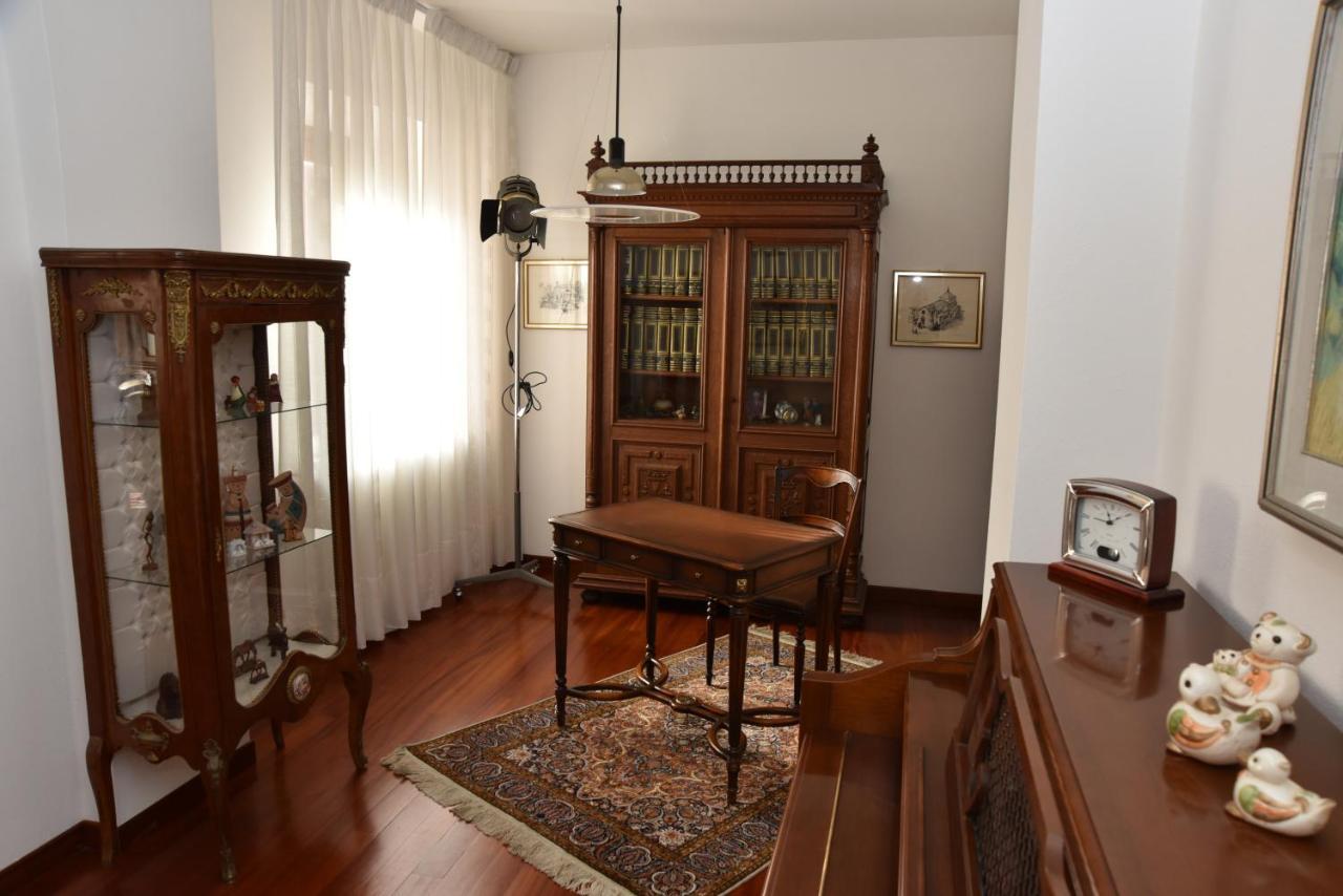 نوورو B&B Le Due Isole المظهر الخارجي الصورة
